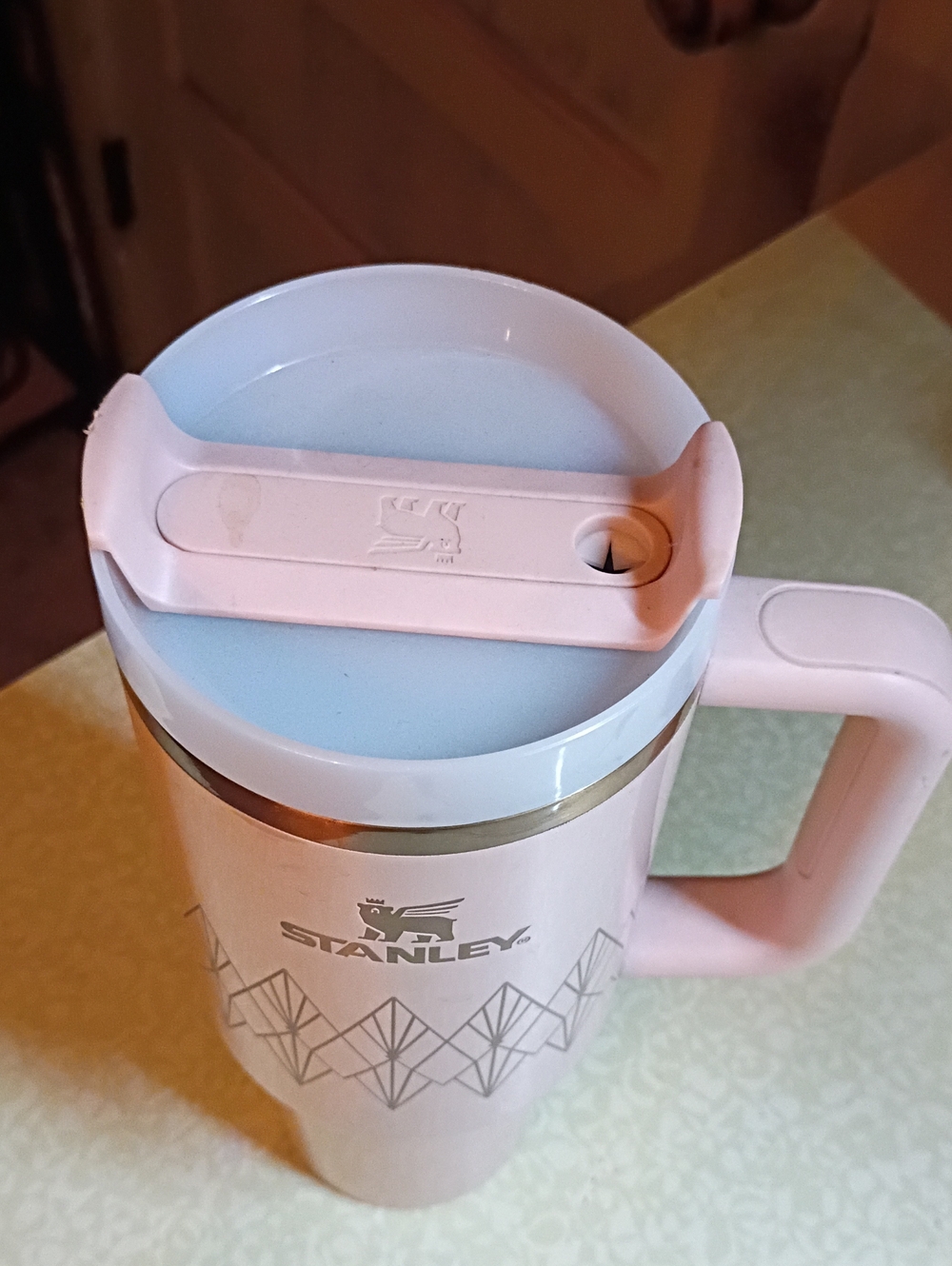 Stanley Quencher H2.0 FlowState Tumbler 40 Oz, Rose/Pink/Gold Insulated Mug - Picture 8 of 8